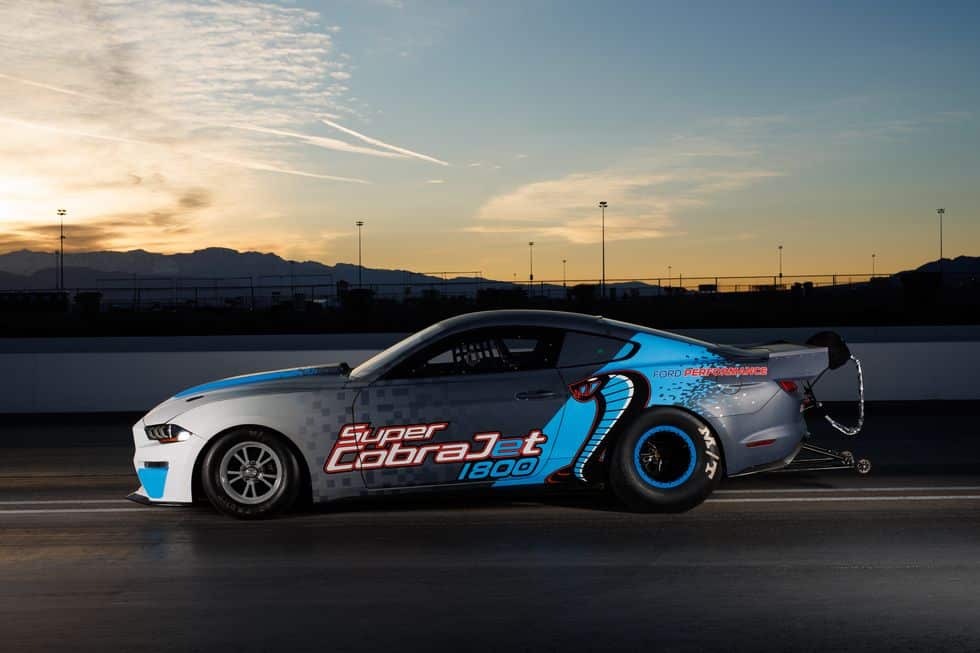 Ford mostra il dragster elettrico con più di 1800 CV | Elettronauti.it
