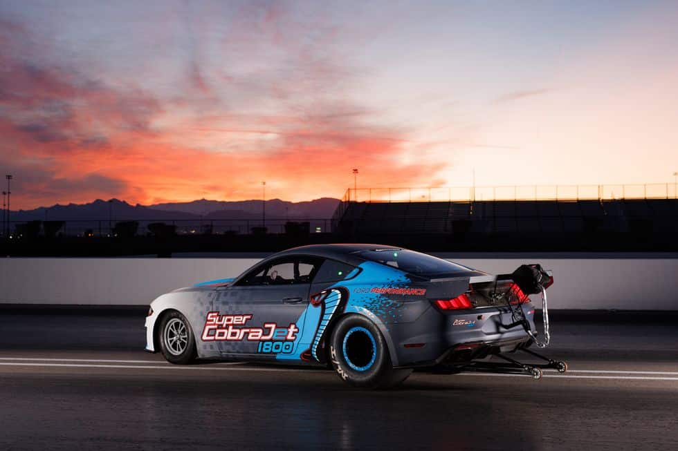 Ford mostra il dragster elettrico con più di 1800 CV | Elettronauti.it