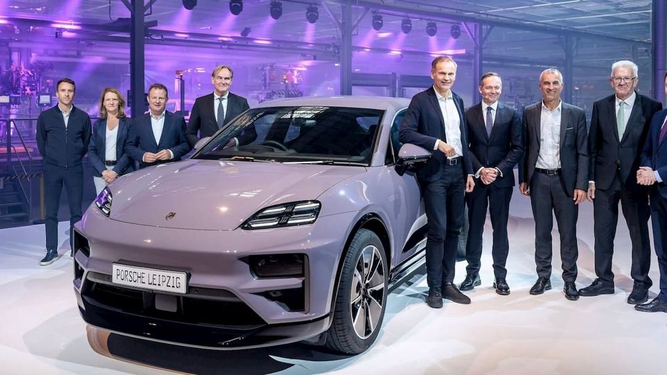 Porsche dà il via alla produzione della Macan EV