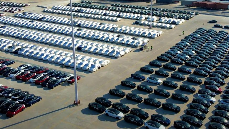 Tesla aumenta il prezzo di Y in Cina dopo il boom di ordini