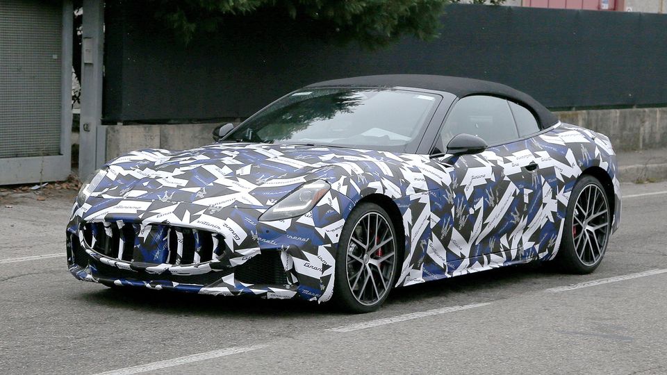 Maserati GranCabrio anteriore