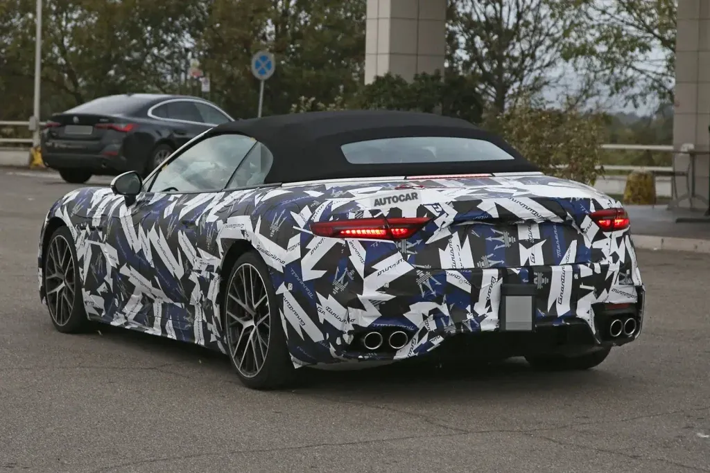 Maserati GranCabrio posteriore | Elettronauti.it