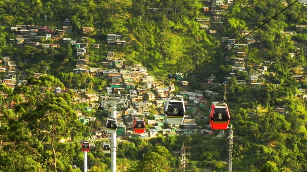 Medellín immersa nel verde | Elettronauti.it