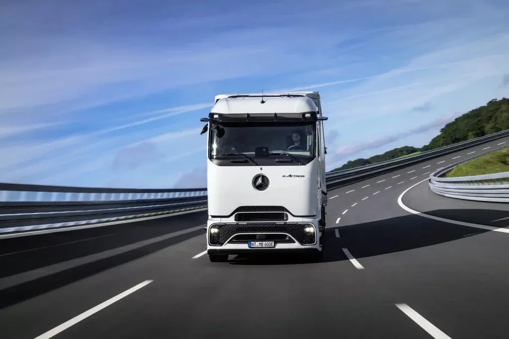 Tutti le informazioni sul Mercedes-Benz eActros 600 | Elettronauti.it