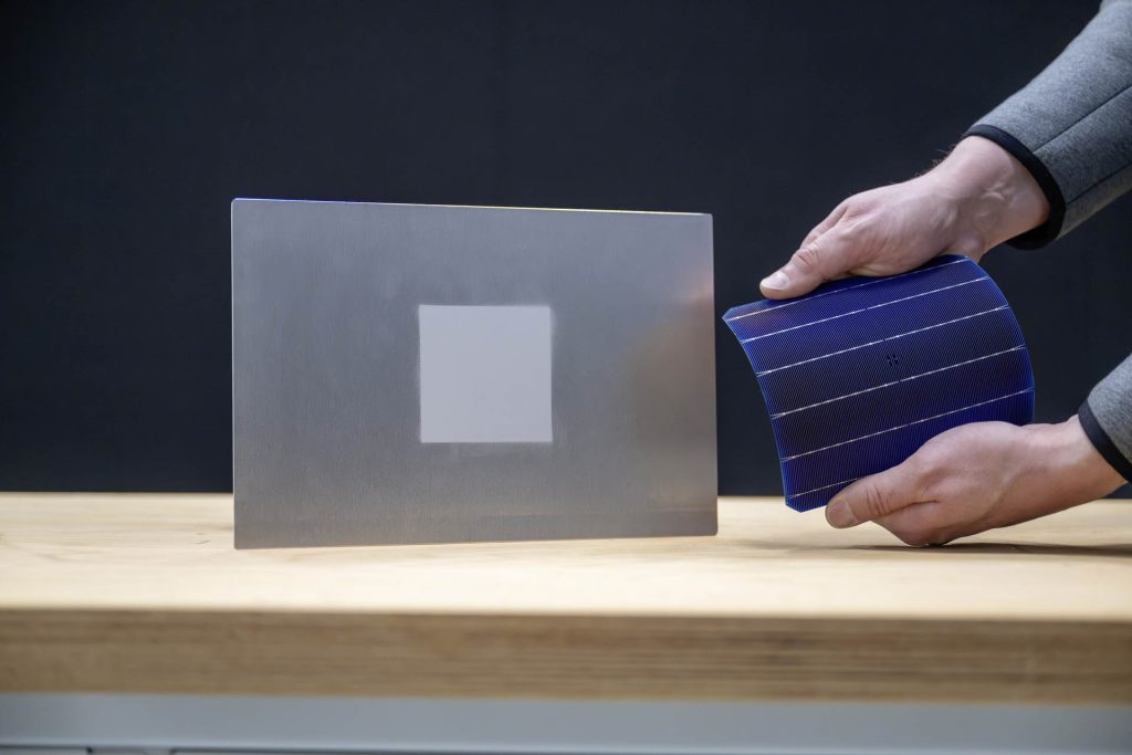 Mercedes-Benz Future Technologies 2024 vernice solare | Elettronauti.it