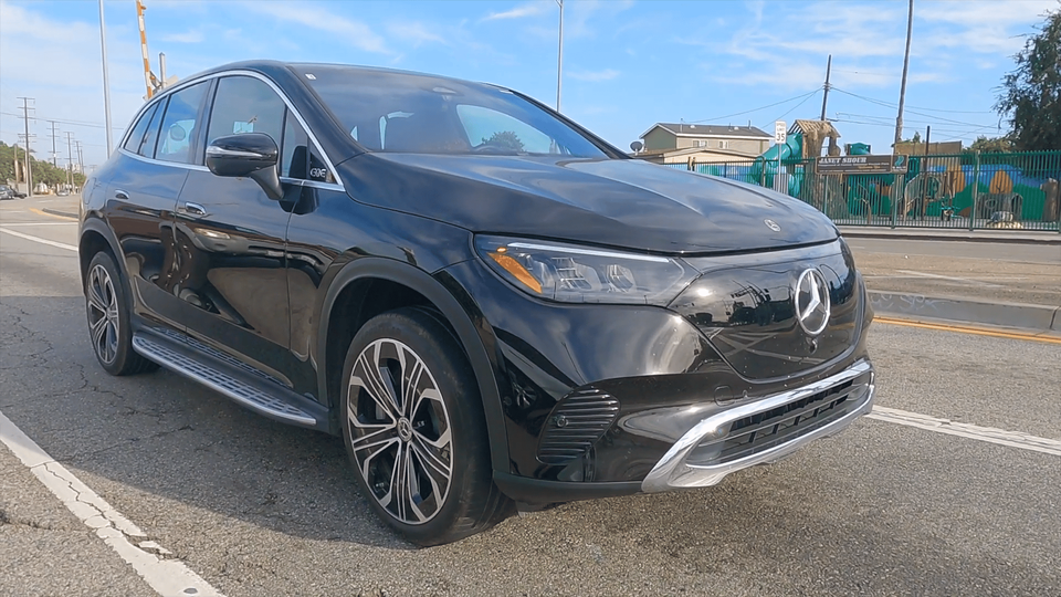 Mercedes EQE SUV Anteriore