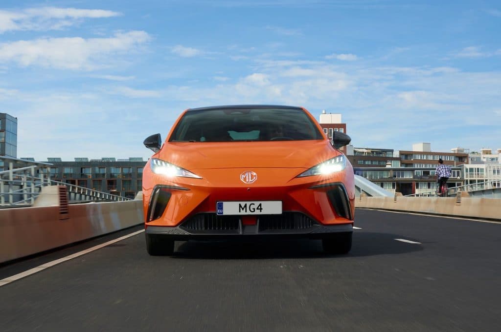 🔋 MG4 - L'ELETTRICA cinese creata per la conversione di MASSA | Elettronauti.it