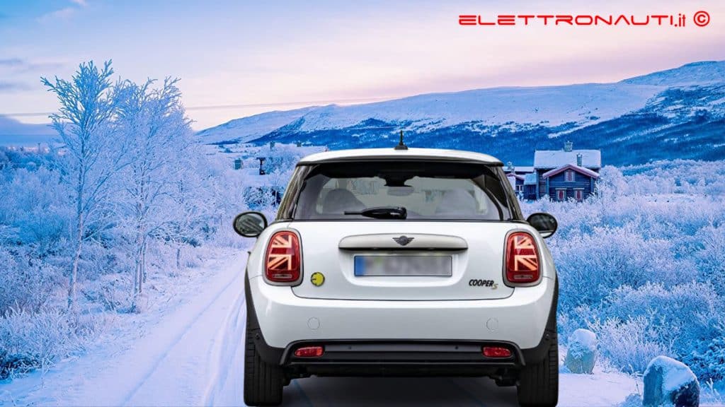 Mini Cooper SE Resolute Edition Bianco Polare | Elettronauti.it