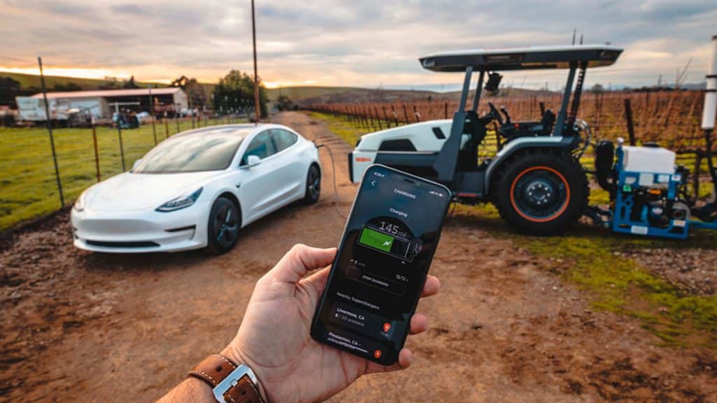 I trattori elettrici “Driver Optional” iniziano ad uscire dalla linea di produzione negli Stati Uniti | Elettronauti.it