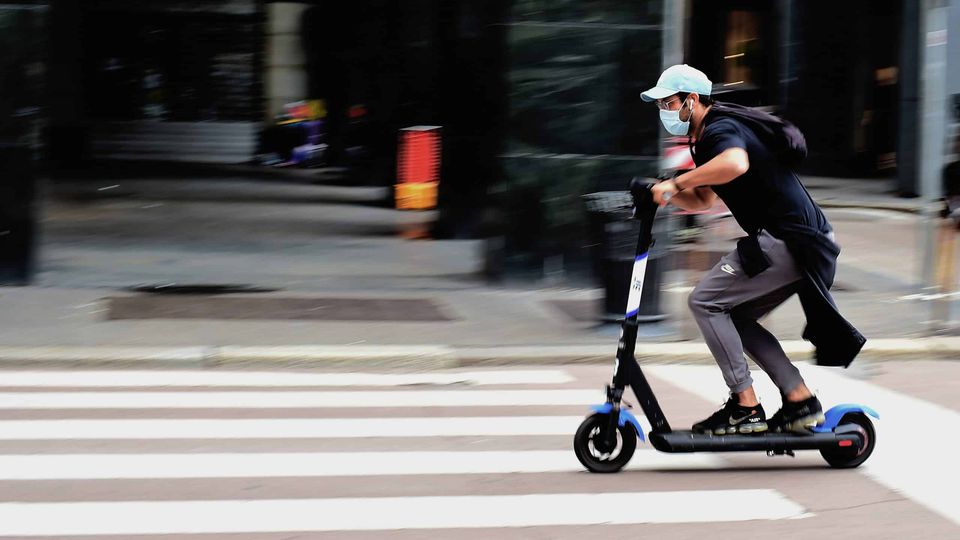 Quanto odio biciclette e monopattini!