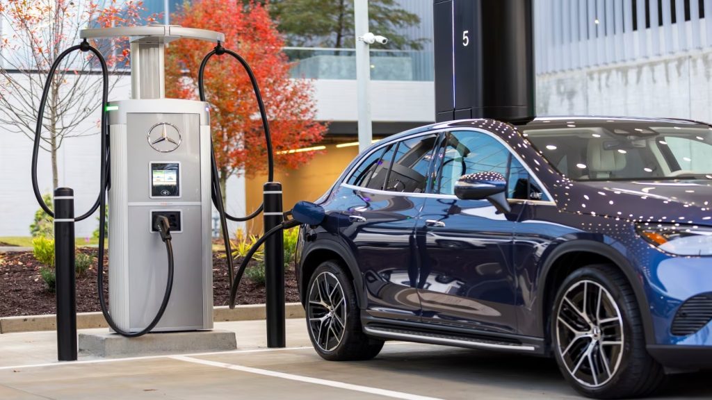 Mercedes, il nuovo hub per la ricarica fast aperto a tutti | Elettronauti.it