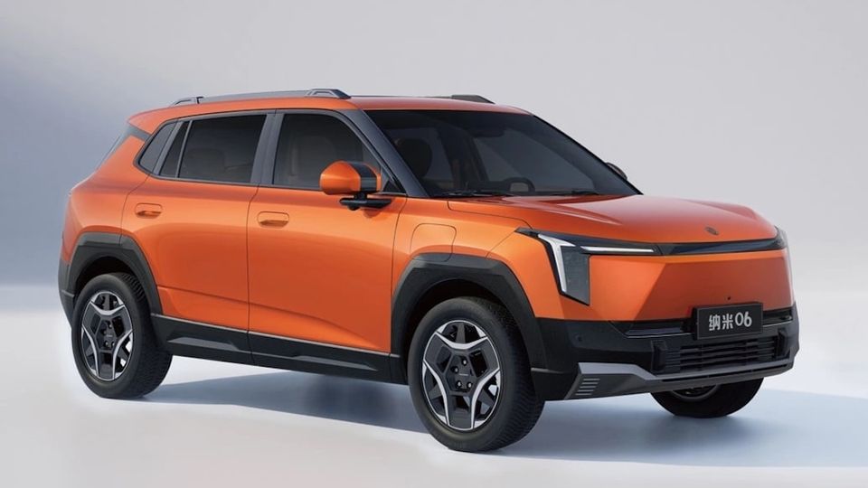 Dongfeng presenta il crossover elettrico compatto Nammi 06