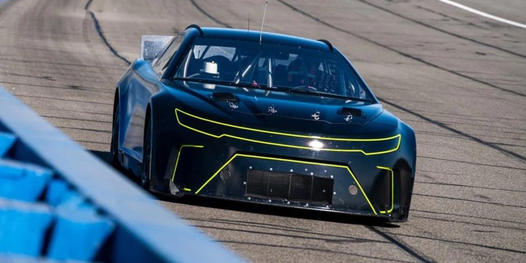 La NASCAR elettrica debutterà al Busch Light Clash il 4 febbraio. | Elettronauti.it