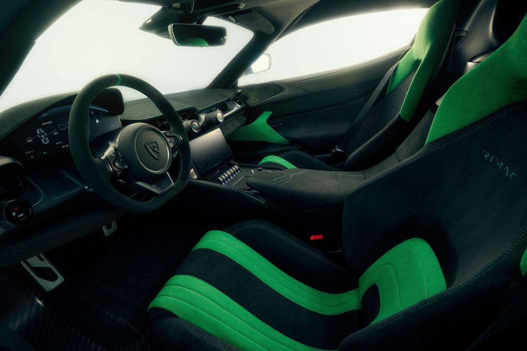 rimac nevera time attack interni | Elettronauti.it