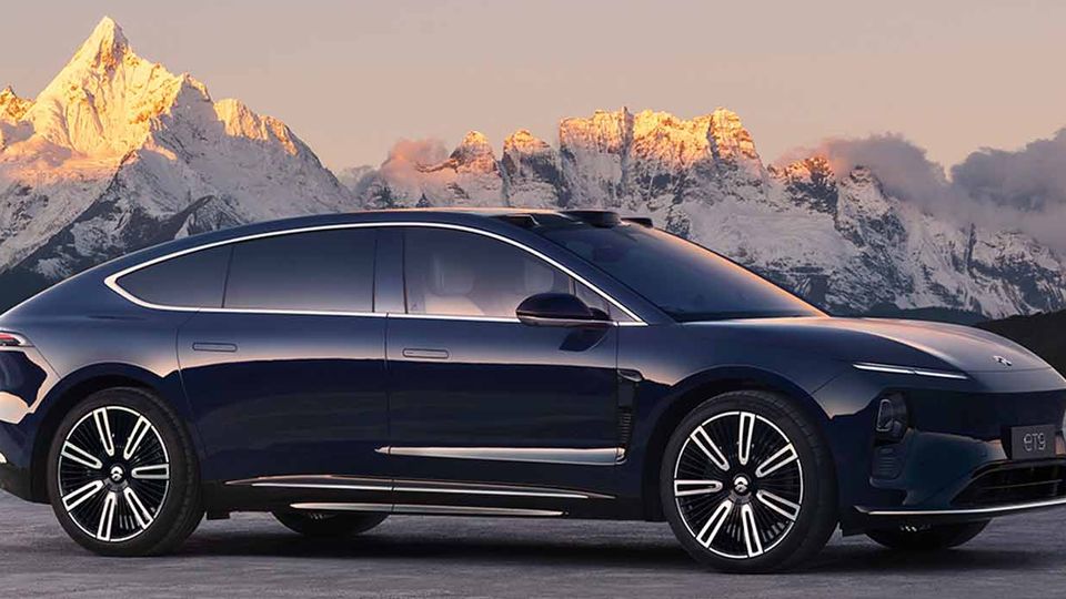 Nio ET9 berlina extralusso per competere con le Premium Europee