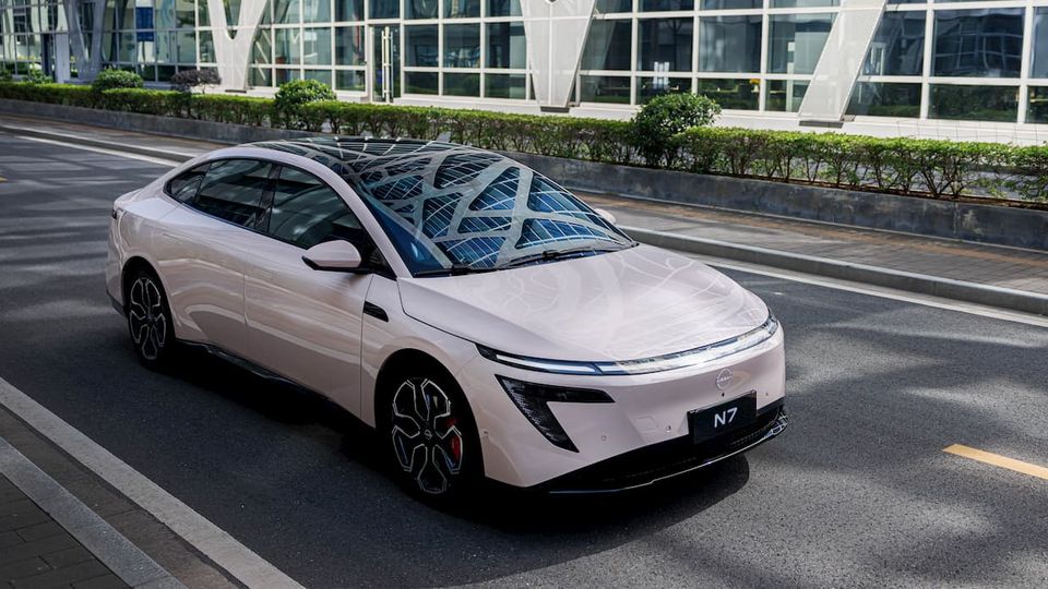 Tecnologia DeepSeek su Nissan N7 EV - come BYD