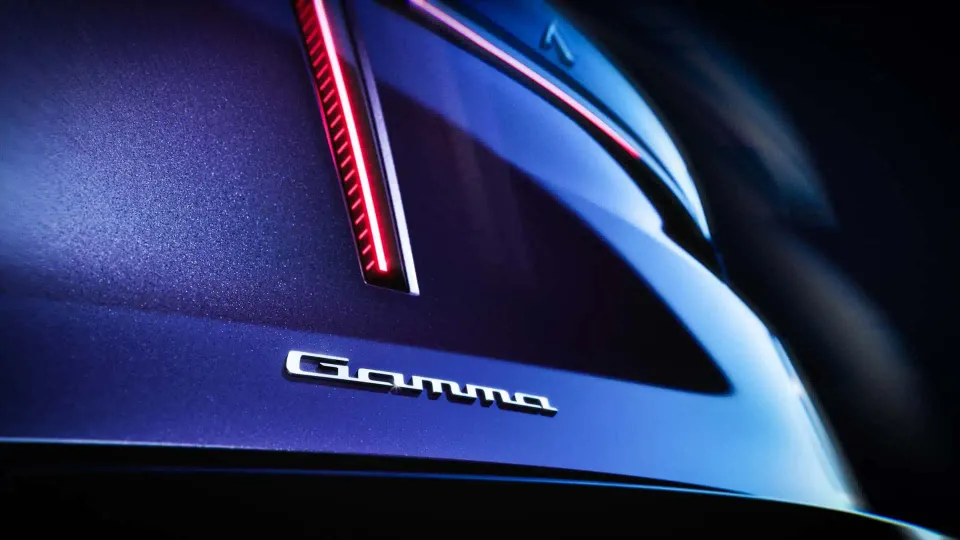 Stellantis con Lancia Gamma elettrica - rilancia lo stabilimento di Melfi