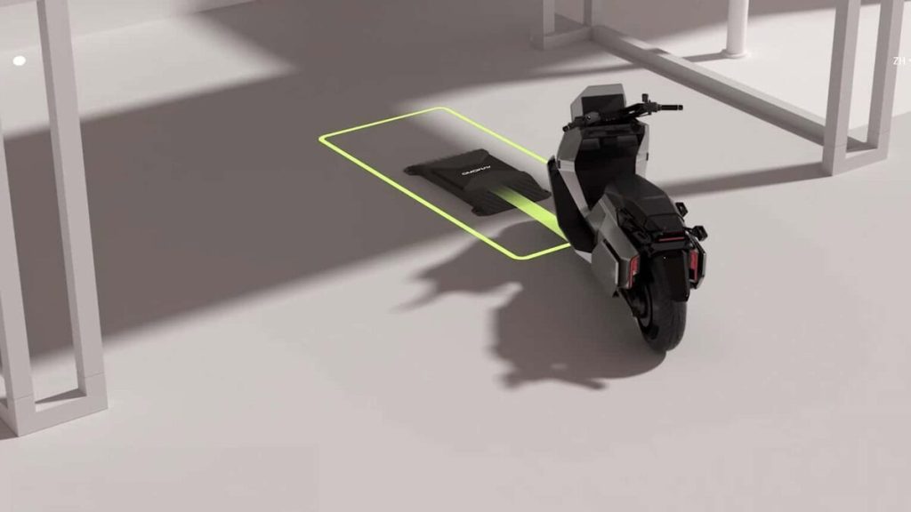 Omo X si parcheggia in autonomia | Elettronauti.it