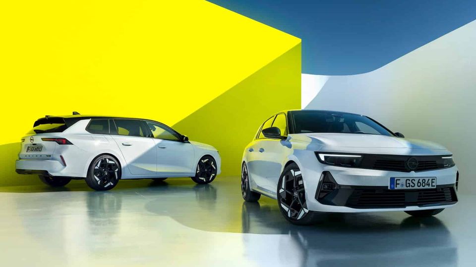 Opel Astra GSe Versioni