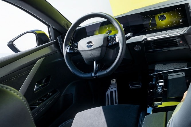 Opel Astra GSe Volante | Elettronauti.it