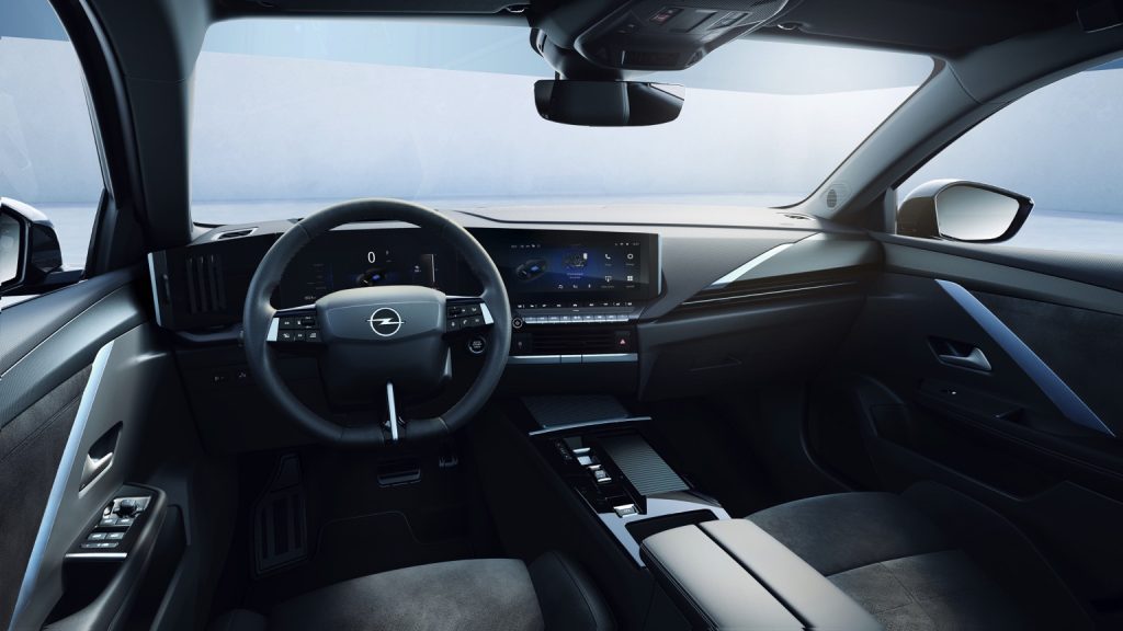 opel astra sports tourer electric interni elettronautiit 1024x576