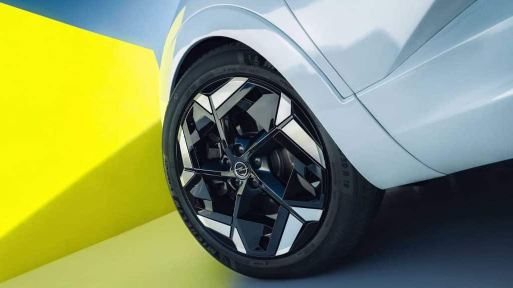 Opel Grandland GSe Cerchio | Elettronauti.it