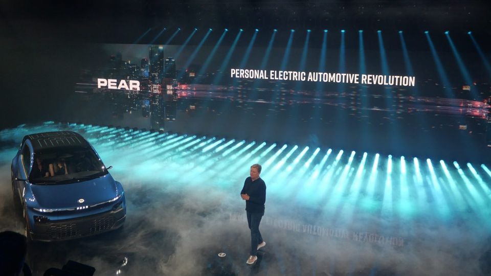 Fisker mostra il suo prossimo piccolo SUV PEAR, con un ottimistico prezzo base di 30.000 dollari