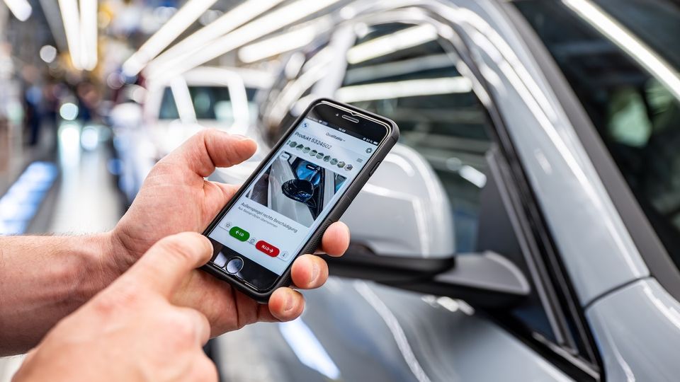 BMW - L'Intelligenza Artificiale entra in fabbrica!