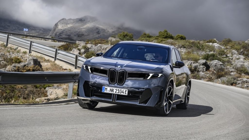BMW iX3, 5 stelle Euro NCAP col nuovo protocollo 2026  | Elettronauti.it