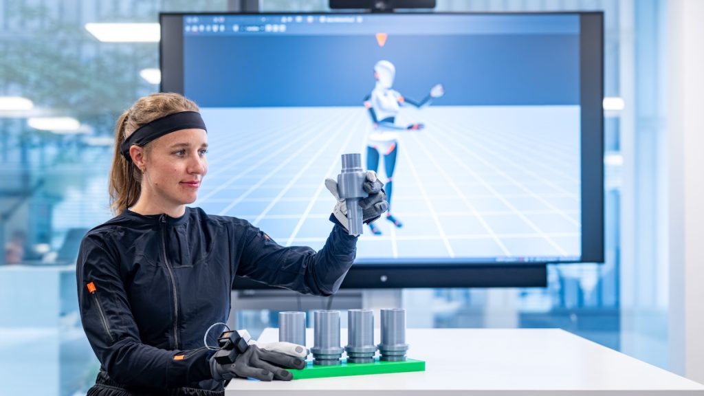 BMW Landshut: robot umanoidi nella produzione