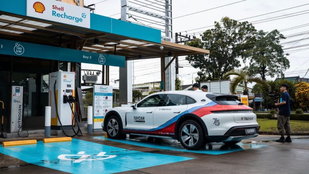 La Porsche Taycan stabilisce un nuovo record EV dopo aver percorso oltre 1.000 miglia in meno di 30 ore | Elettronauti.it