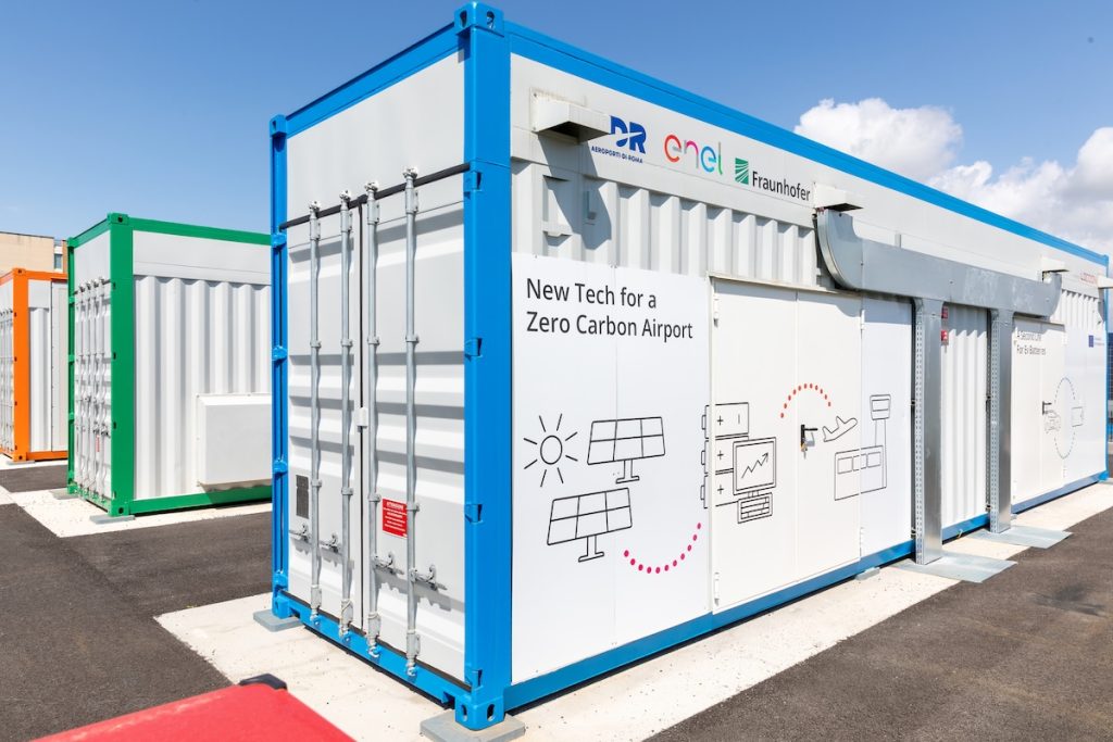 Così Stellantis, Enel e ADR trasformano le batterie usate in energia per Fiumicino | Elettronauti.it