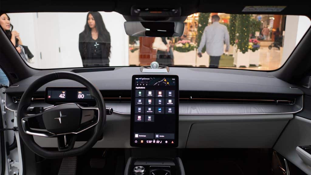 Uno sguardo più da vicino al Polestar 3 e 6 al nuovo South Coast Plaza 'Space' | Elettronauti.it