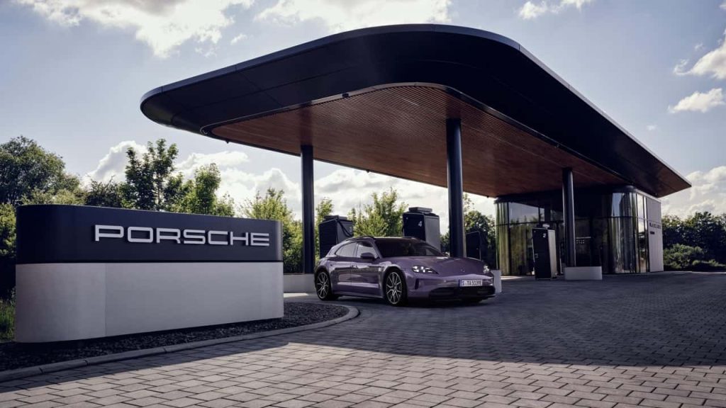 Stazione di ricarica Porsche Lounge | Elettronauti.it