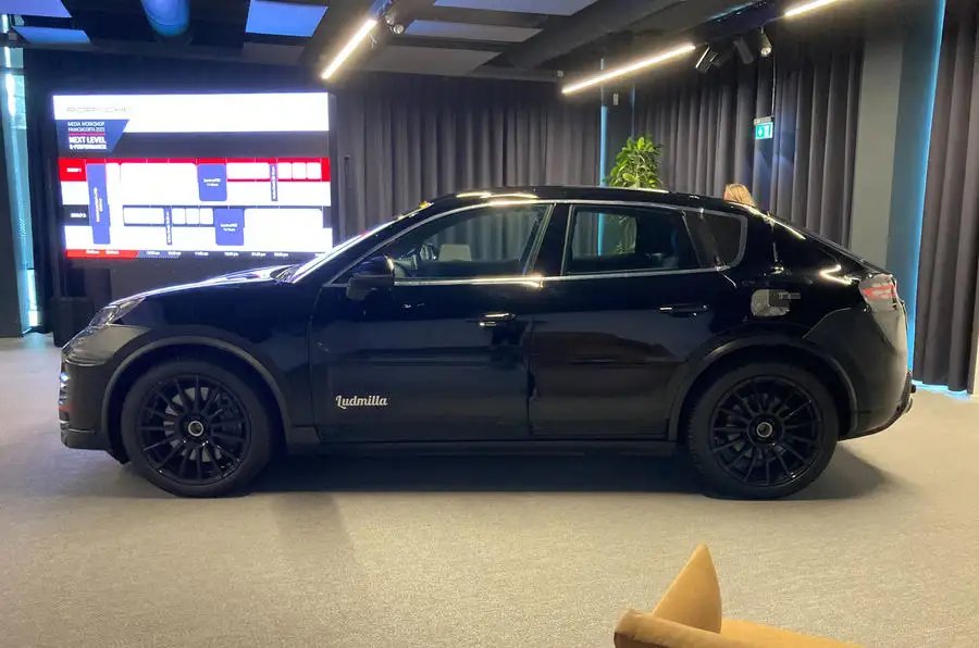 Volkswagen ritarda la nuova piattaforma della Porsche Macan EV e taglia posti di lavoro a causa delle difficoltà del software | Elettronauti.it