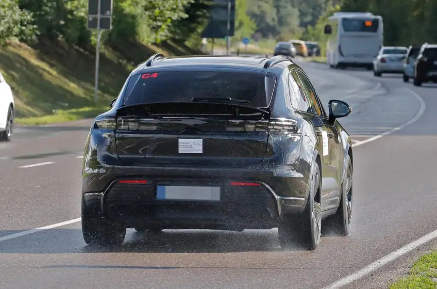 Avvistata la Porsche Macan EV, uno sguardo ravvicinato al primo SUV elettrico del marchio | Elettronauti.it