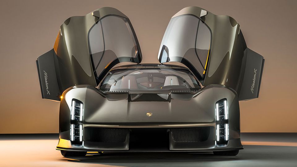 Porsche: la supersportiva elettrica Mission X lascia intendere il design del futuro