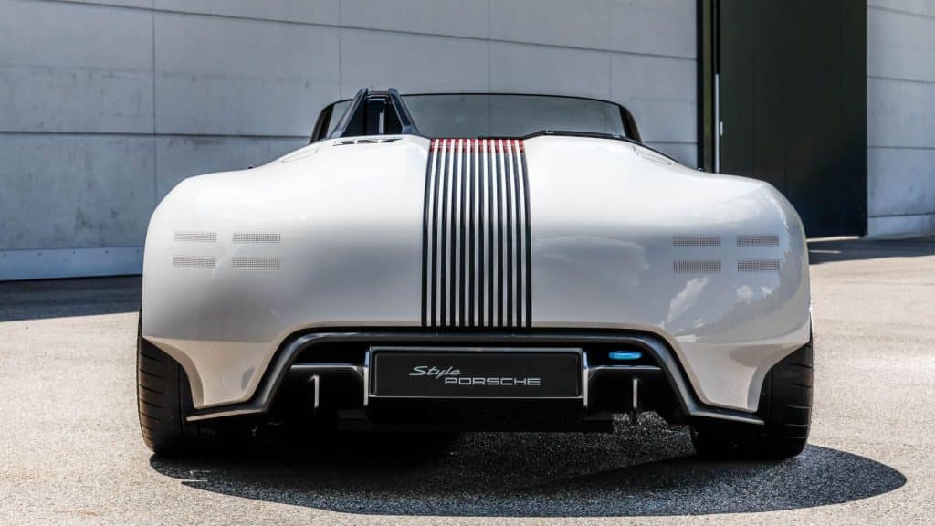 Vision 357 Speedster dall'aspetto retrò di Porsche, un omaggio alla sua prima auto sportiva | Elettronauti.it