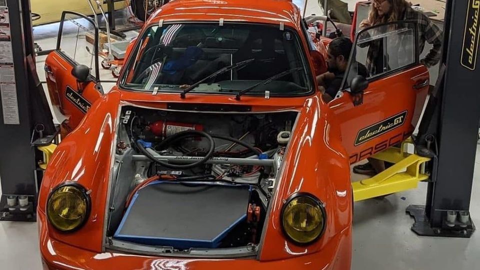 porsche 911 964 elettrificata anteriore