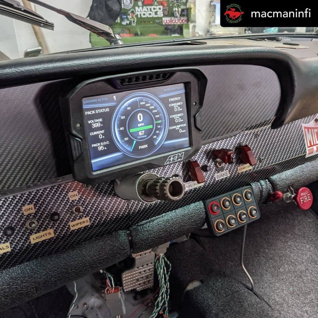 porsche 911 964 elettrificata cockpit