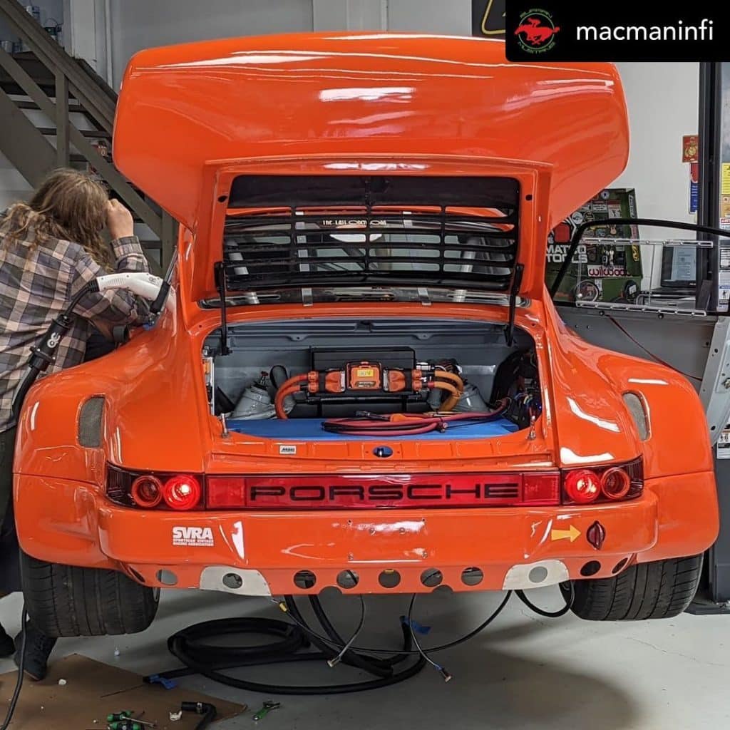 porsche 911 964 elettrificata motore