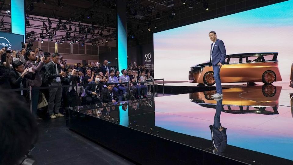 Nissan presenta la concept car futuristica Hyper Tourer