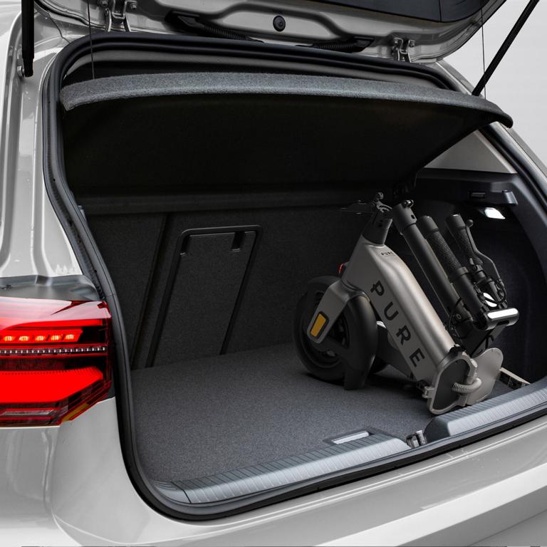 Pure Electric mostra il monopattino elettrico pieghevole Pure Advance Flex | Elettronauti.it