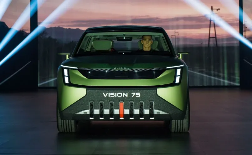 Skoda Peaq, il nuovo SUV elettrico a sette posti | Elettronauti.it