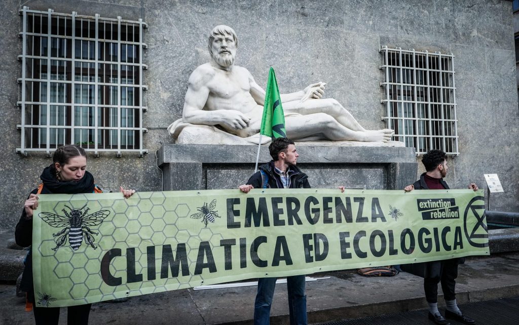 Quadri e batterie. L'ambientalista è il nemico dell'ambiente! - Parte 1 | Elettronauti.it