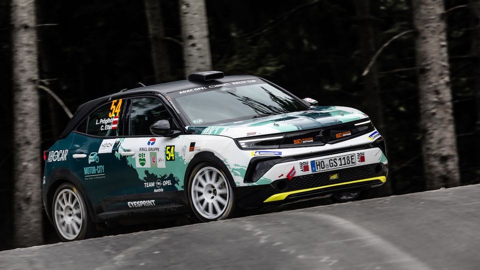 Rally elettrico: Opel Mokka GSE sfida le 4x4 a Weiz