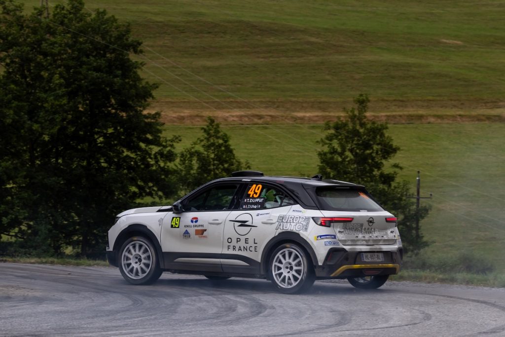 Rally elettrico: Opel Mokka GSE sfida le 4x4 a Weiz | Elettronauti.it