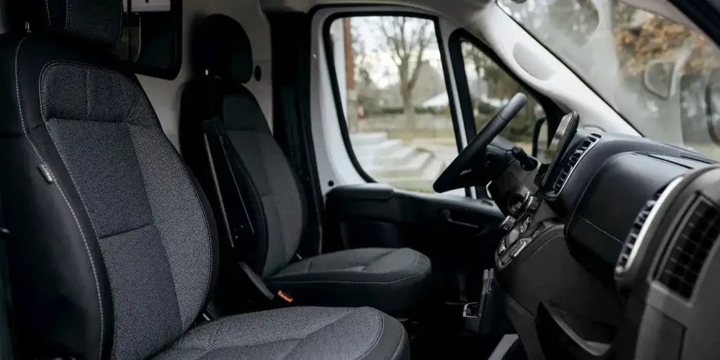ram promaster ev interni elettronautiit 1024x512