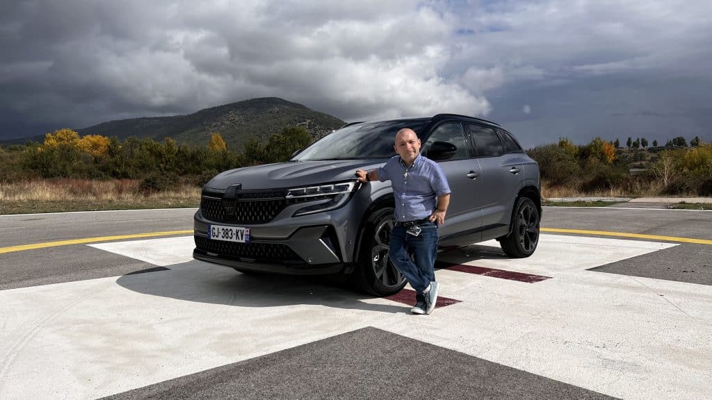 Renault Austra Prova su strada - elettronauti.it