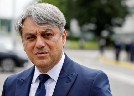 Le case automobilistiche conoscevano il rischio di continuare a spingere le auto termiche ed ora si si lamentano per la multa di 15 miliardi di euro . | Elettronauti.it